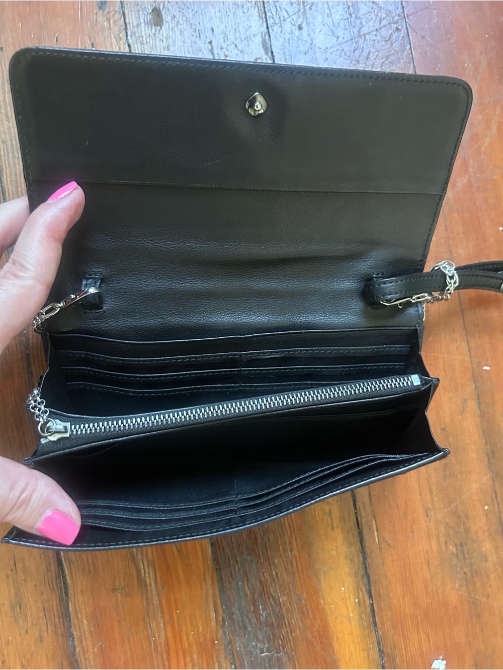 Anteprima Black leather Floral Appliqué clutch/wallet - Picture 11 of 14